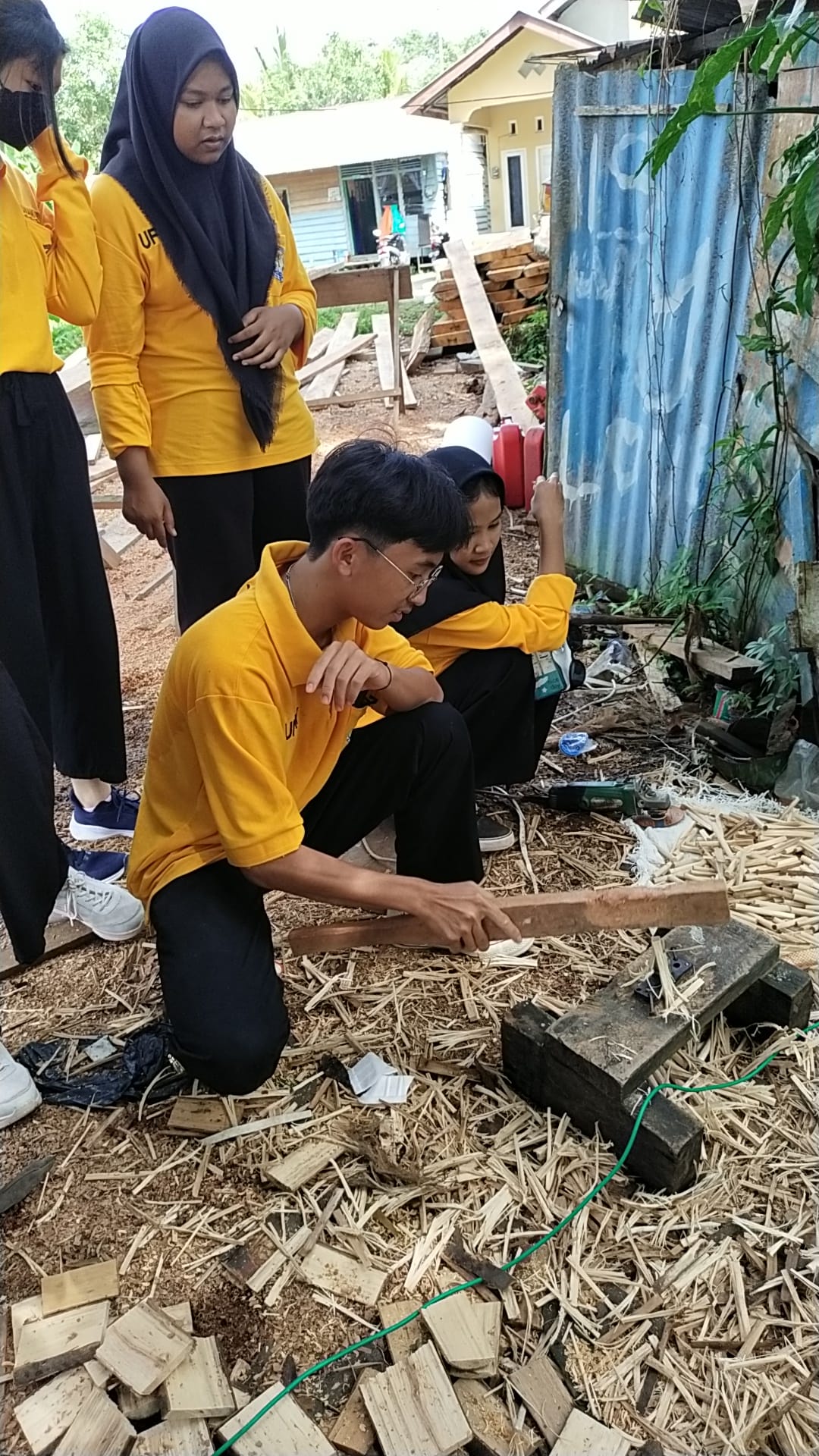 Gambar 2